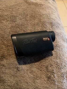 Blue Tees 4 Ultra Golf Laser Rangefinder Slope Switch Technology, Black